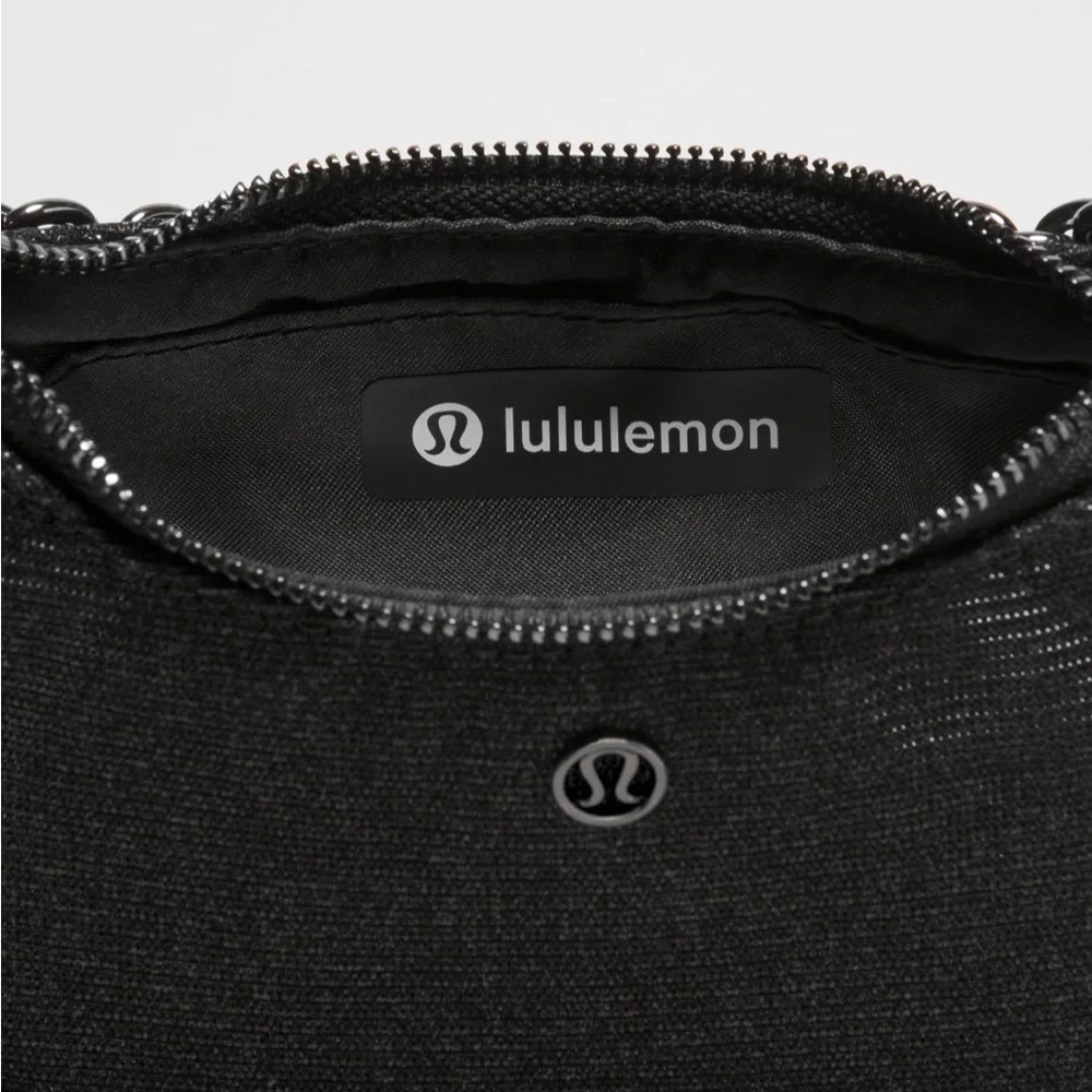 lululemon athletica Glitter Black Shoulder Bag - Picture 6 of 10